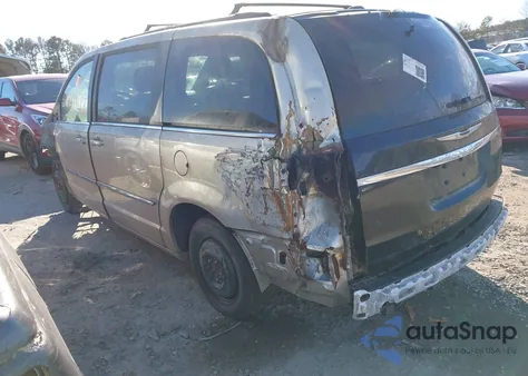 2013 Chrysler Town & Country Touring from USA, damaged, VIN 2C4RC1BG8DR556390